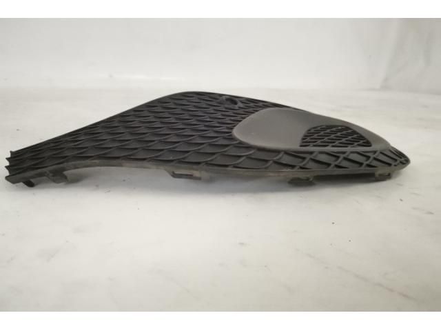 bontott MERCEDES-BENZ GLA Jobb Ködlámpa Rács