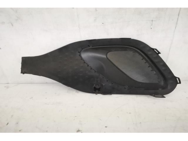 bontott MERCEDES-BENZ GLA Jobb Ködlámpa Rács