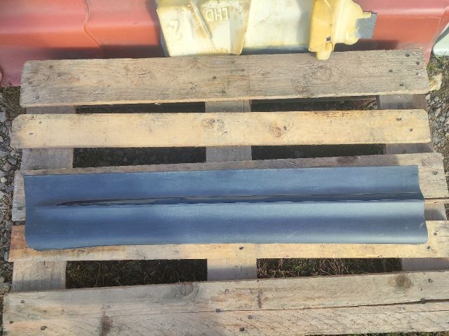 bontott MERCEDES-BENZ GLB Bal első Ajtó Díszléc