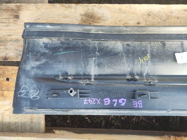 bontott MERCEDES-BENZ GLB Bal első Ajtó Díszléc