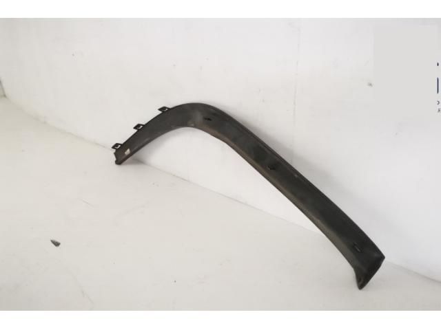 bontott MERCEDES-BENZ GLB Bal hátsó Sárvédő Díszléc