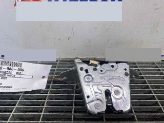 bontott MERCEDES-BENZ GLB Csomagtérajtó Ütköző