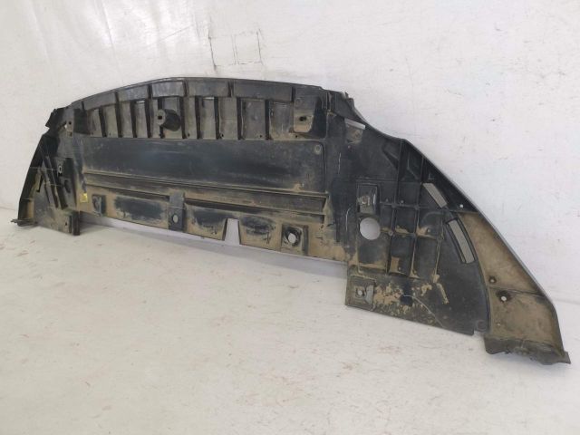 bontott MERCEDES-BENZ GLB Első Lökhárító Alsó Tálca