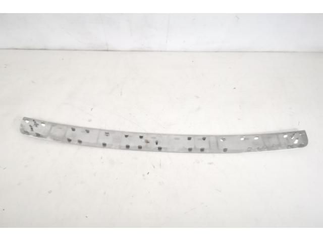 bontott MERCEDES-BENZ GLB Hátsó Lökhárító Díszléc