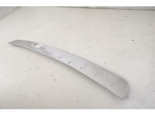 bontott MERCEDES-BENZ GLB Hátsó Lökhárító Díszléc