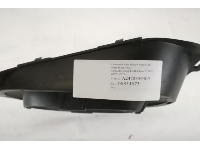 bontott MERCEDES-BENZ GLB Hátsó Lökhárító Díszléc