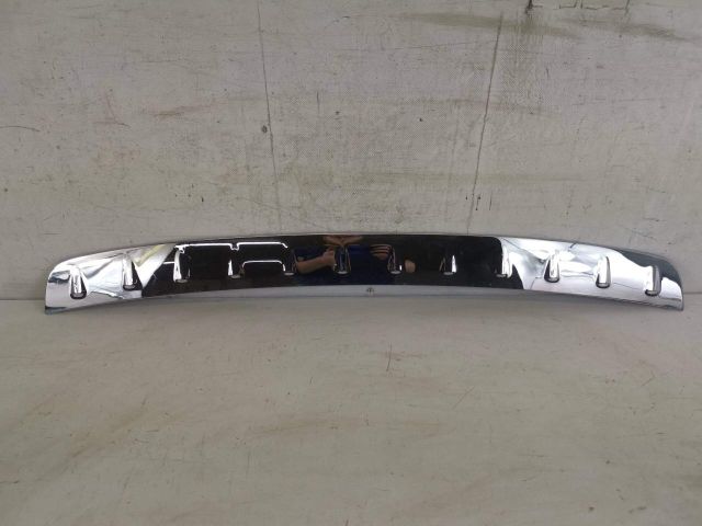 bontott MERCEDES-BENZ GLB Hátsó Lökhárító Díszléc