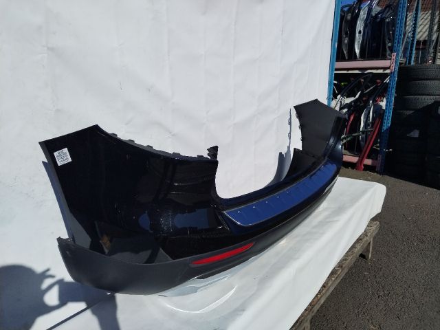 bontott MERCEDES-BENZ GLB Hátsó Lökhárító (Üresen)