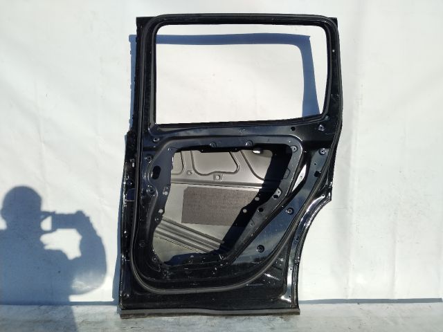 bontott MERCEDES-BENZ GLB Jobb hátsó Ajtó (Üres lemez)