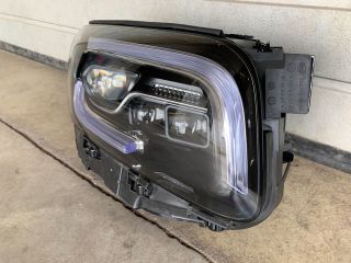 bontott MERCEDES-BENZ GLB Jobb Ledes Fényszóró