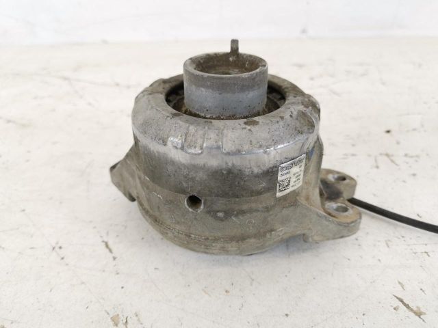 bontott MERCEDES-BENZ GLC Motor Tartó Bak Bal