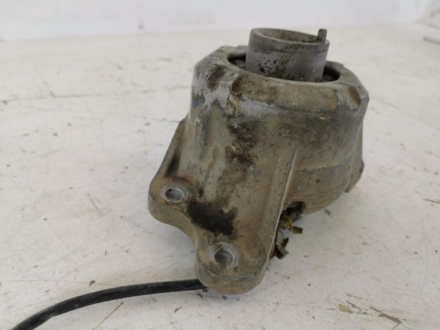 bontott MERCEDES-BENZ GLC Motor Tartó Bak Bal