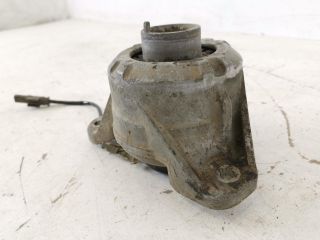 bontott MERCEDES-BENZ GLC Motor Tartó Bak Bal