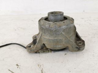 bontott MERCEDES-BENZ GLC Motor Tartó Bak Bal