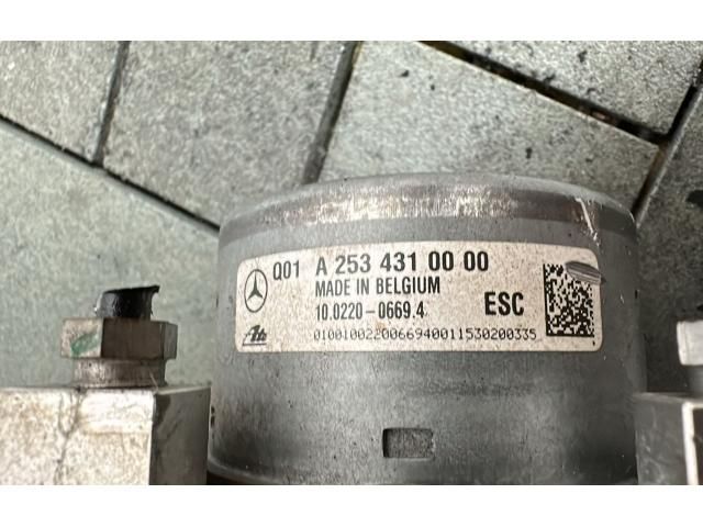 bontott MERCEDES-BENZ GLC ABS Kocka