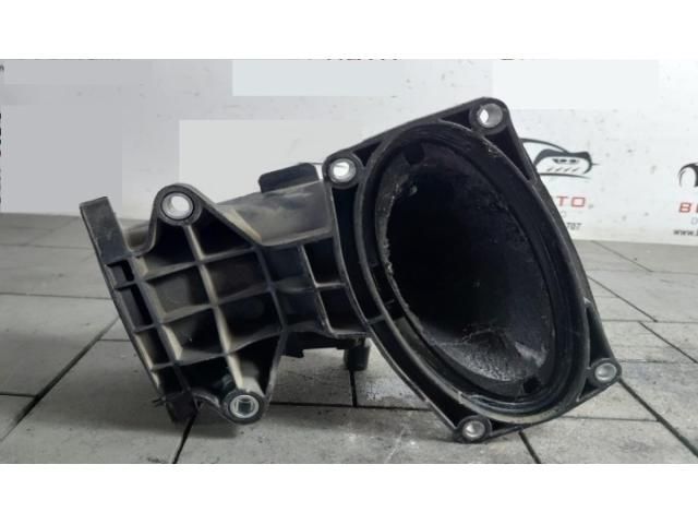 bontott MERCEDES-BENZ GLC Szívó Cső