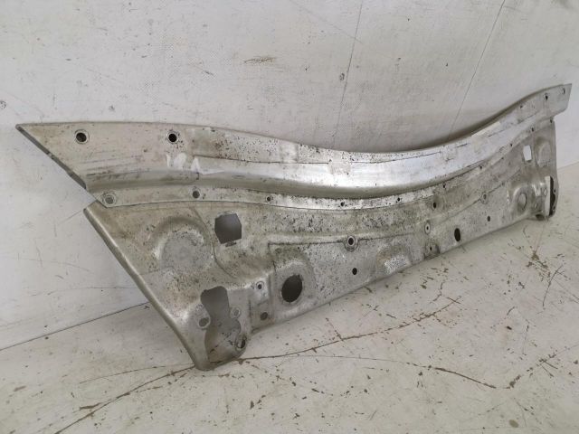 bontott MERCEDES-BENZ GLC Alsó Kereszttartó