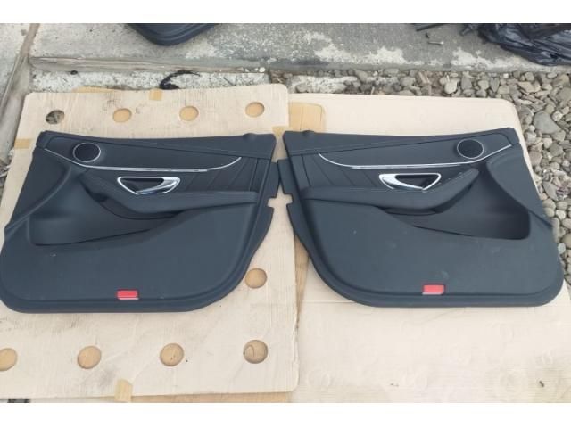 bontott MERCEDES-BENZ GLC Bal első Ajtó Kárpit