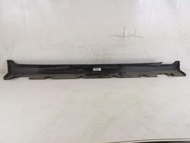 bontott MERCEDES-BENZ GLC Bal első Küszöb Díszléc