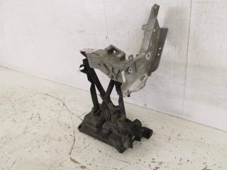 bontott MERCEDES-BENZ GLC Bal első Lökhárító Tartó (Műanyag)