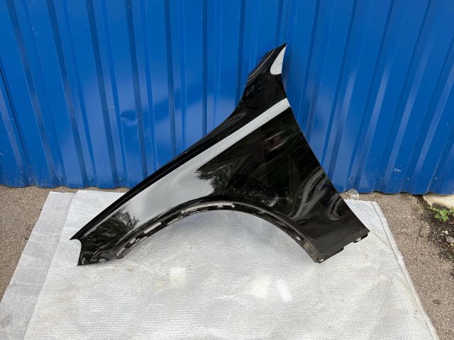 bontott MERCEDES-BENZ GLC Bal első Sárvédő