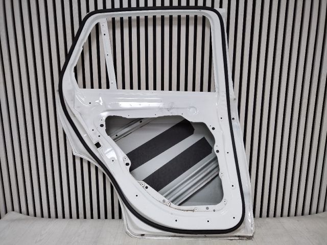 bontott MERCEDES-BENZ GLC Bal hátsó Ajtó (Üres lemez)