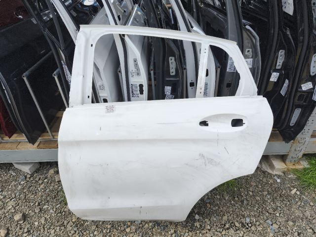 bontott MERCEDES-BENZ GLC Bal hátsó Ajtó (Üres lemez)