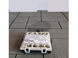 bontott MERCEDES-BENZ GLC Bal hátsó Ajtó Vezérlőegység