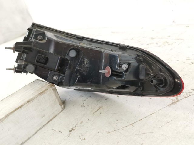 bontott MERCEDES-BENZ GLC Bal Hátsó Lámpa