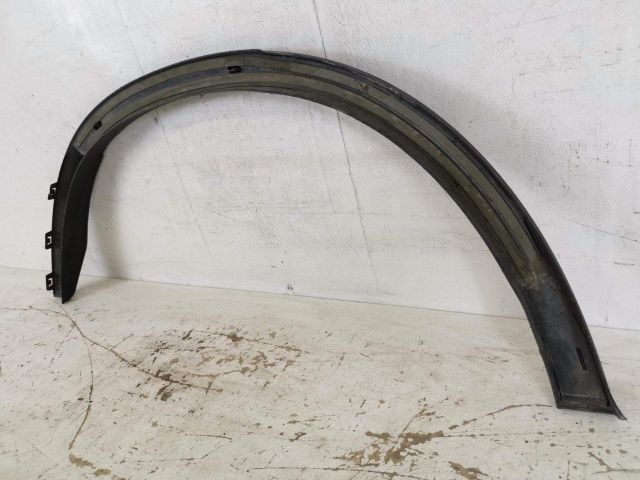 bontott MERCEDES-BENZ GLC Bal hátsó Sárvédő Díszléc