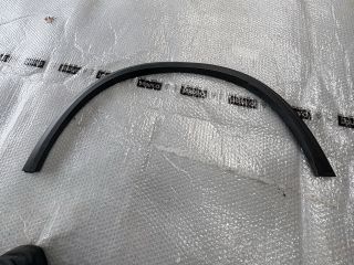 bontott MERCEDES-BENZ GLC Bal hátsó Sárvédő Díszléc