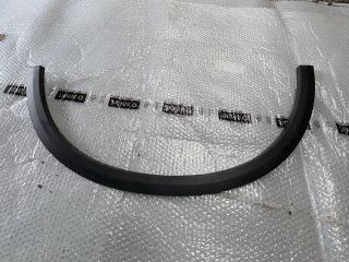 bontott MERCEDES-BENZ GLC Bal hátsó Sárvédő Díszléc