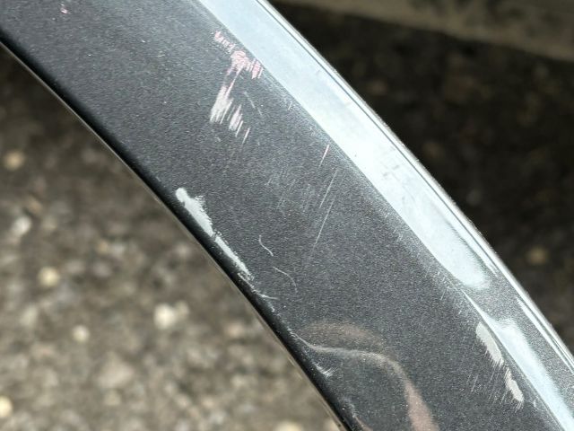 bontott MERCEDES-BENZ GLC Bal hátsó Sárvédő Díszléc