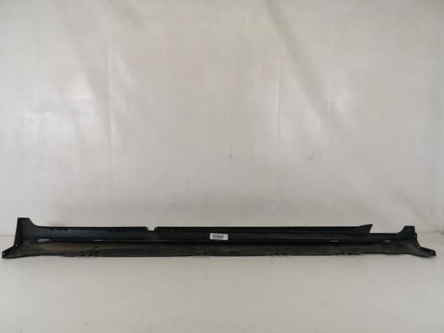 bontott MERCEDES-BENZ GLC Bal Küszöb