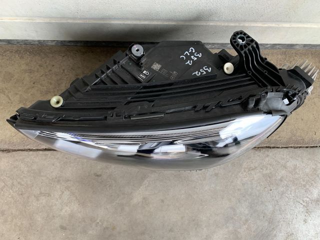 bontott MERCEDES-BENZ GLC Bal Ledes Fényszóró