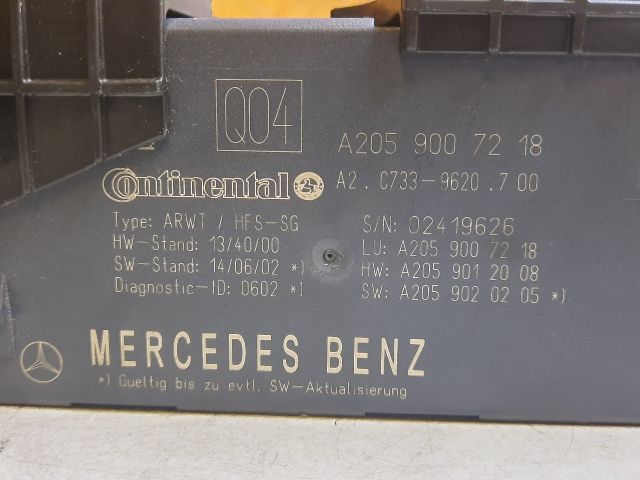 bontott MERCEDES-BENZ GLC Csomagtérajtó Motor Elektronika