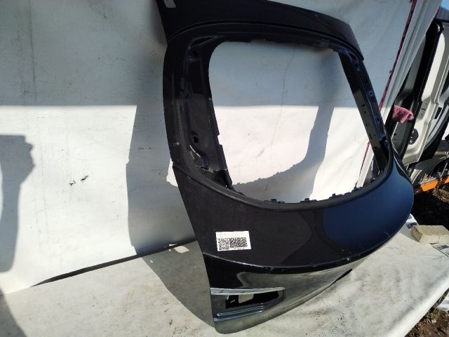 bontott MERCEDES-BENZ GLC Csomagtérajtó (Üres lemez)