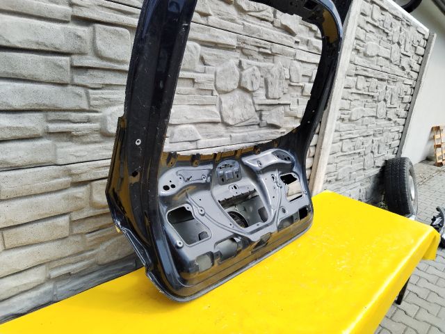 bontott MERCEDES-BENZ GLC Csomagtérajtó (Üres lemez)