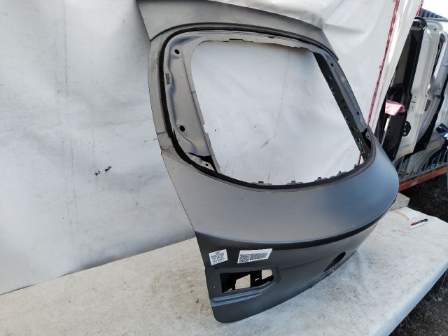 bontott MERCEDES-BENZ GLC Csomagtérajtó (Üres lemez)