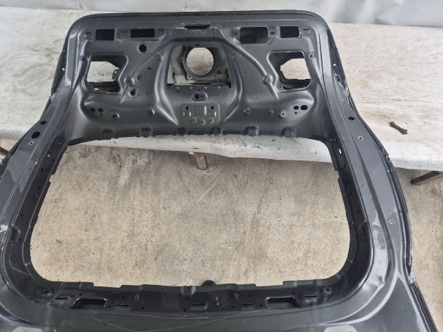 bontott MERCEDES-BENZ GLC Csomagtérajtó (Üres lemez)