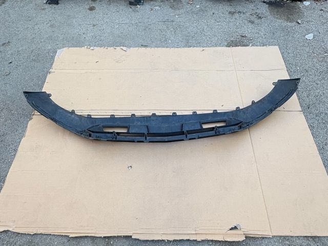 bontott MERCEDES-BENZ GLC Első Lökhárító Alsó Középső Díszrács