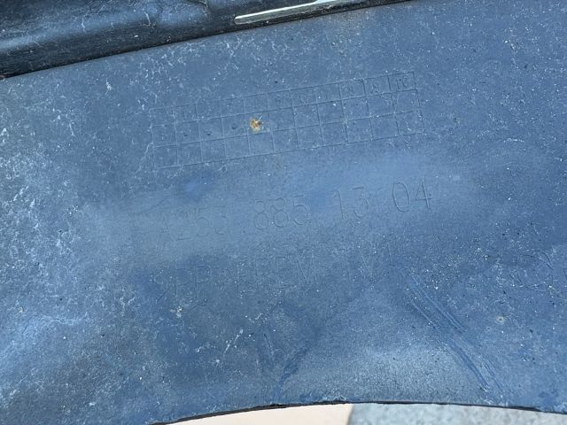 bontott MERCEDES-BENZ GLC Első Lökhárító Alsó Középső Díszrács