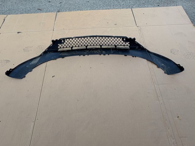 bontott MERCEDES-BENZ GLC Első Lökhárító Alsó (Műanyag)