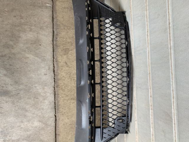 bontott MERCEDES-BENZ GLC Első Lökhárító Alsó (Műanyag)