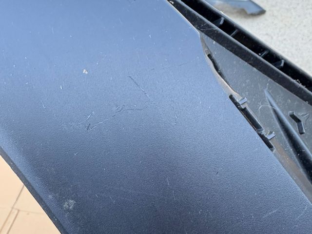 bontott MERCEDES-BENZ GLC Első Lökhárító Alsó (Műanyag)