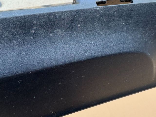 bontott MERCEDES-BENZ GLC Első Lökhárító Alsó (Műanyag)