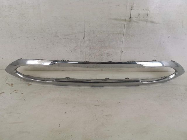 bontott MERCEDES-BENZ GLC Első Lökhárító Díszléc