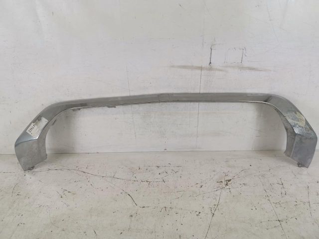 bontott MERCEDES-BENZ GLC Első Lökhárító Díszléc