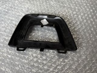 bontott MERCEDES-BENZ GLC Első Lökhárító Díszléc