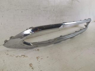 bontott MERCEDES-BENZ GLC Első Lökhárító Díszléc